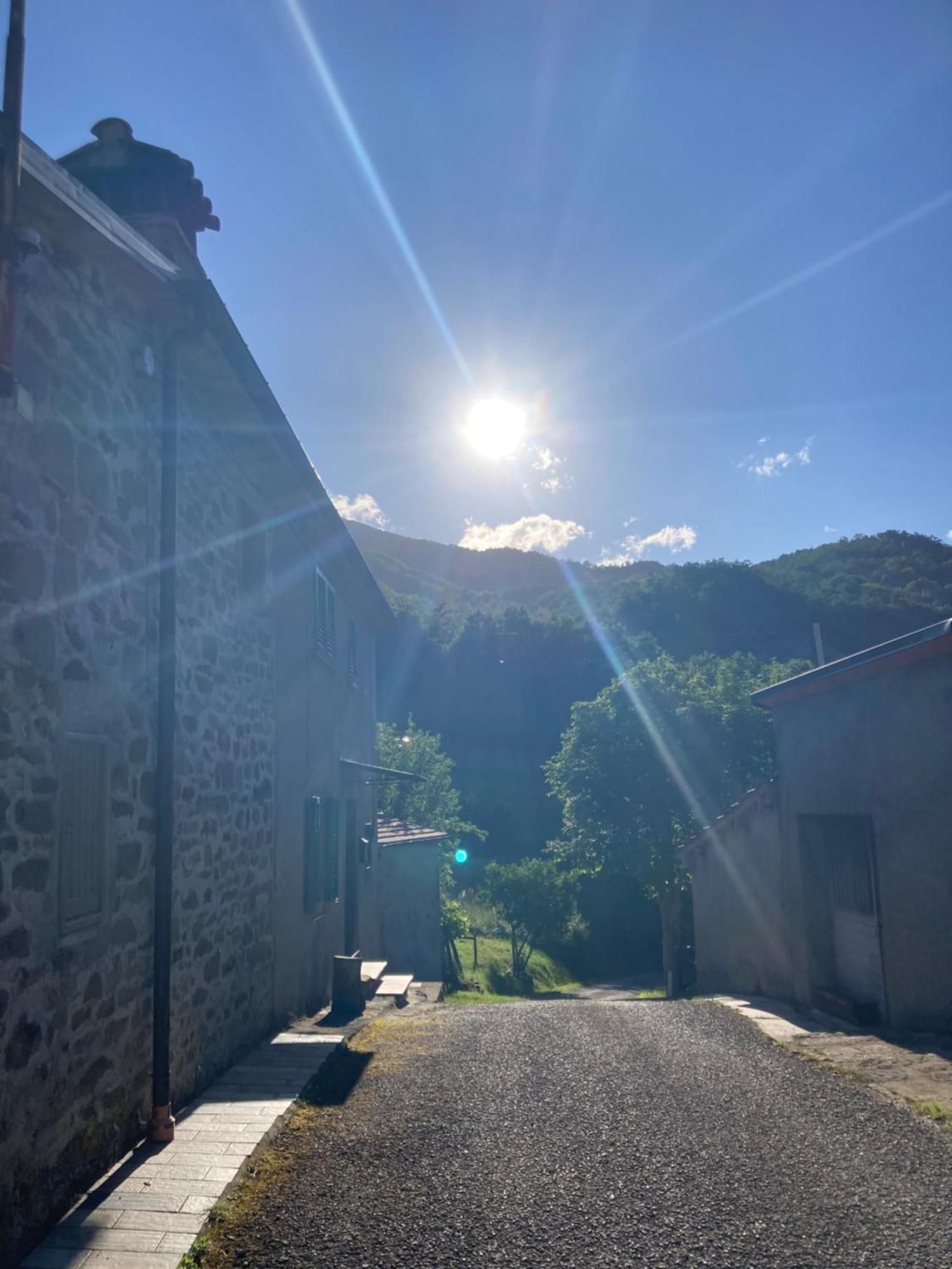 カプレーゼ・ミケランジェロ La Casina Del Preteヴィラ エクステリア 写真